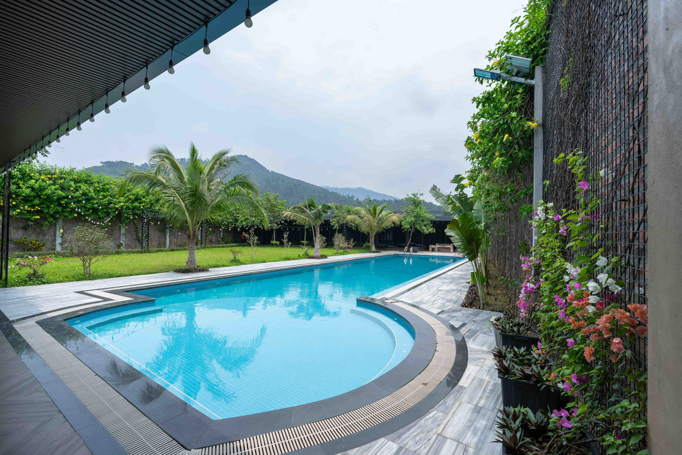 Grand Villa B – ảnh 1